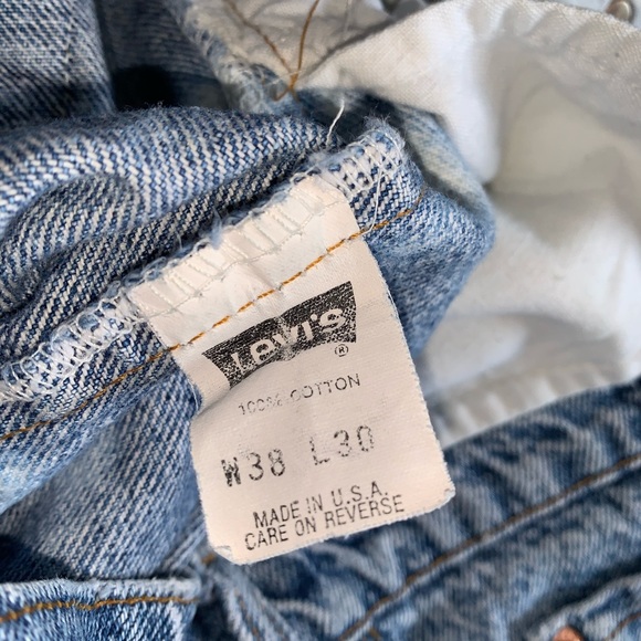 Vintage 90s Levi’s Bleached Denim Jeans 38 x 30 - Picture 4 of 6